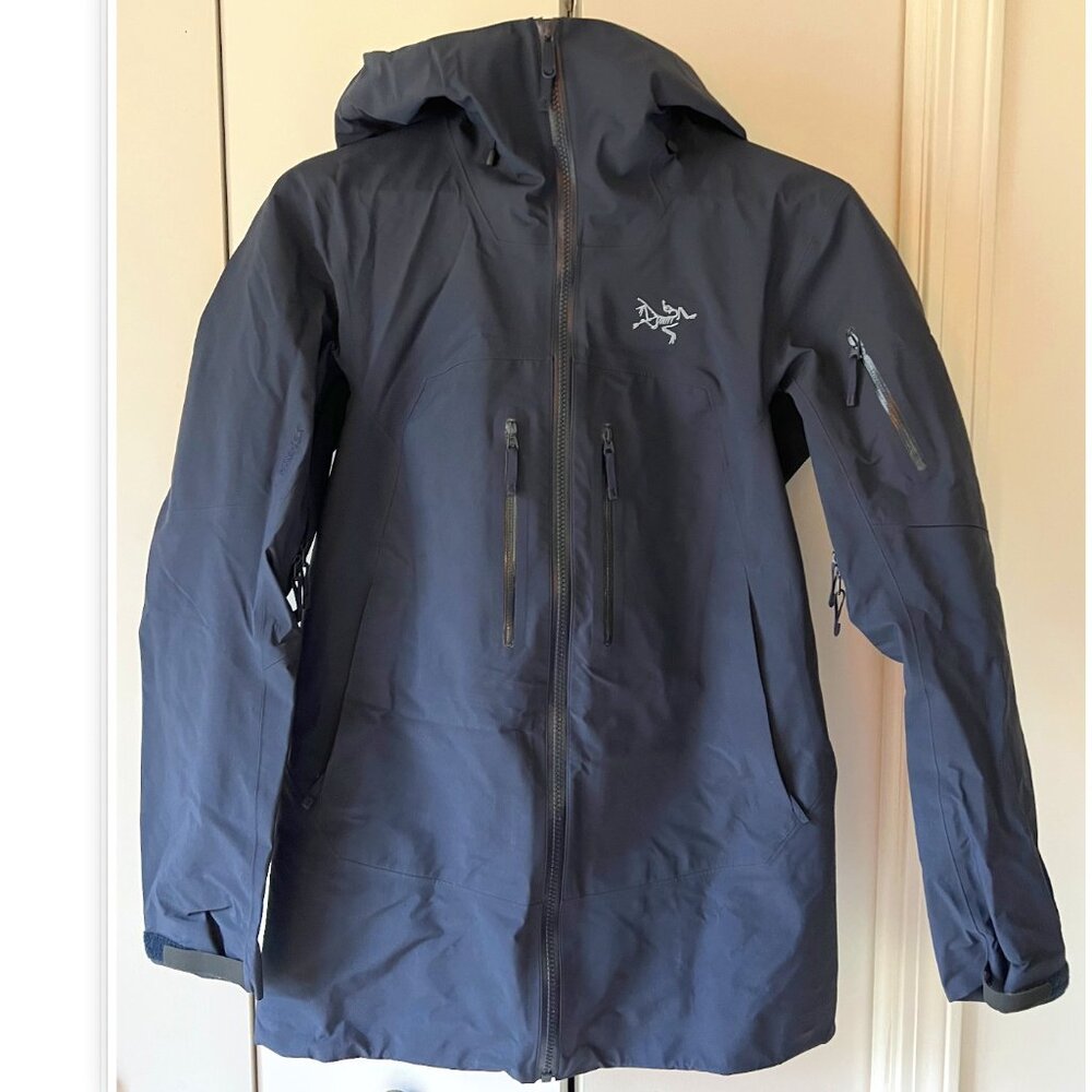 Like New Arc'teryx Sentinel LT Jacket Women's, size S - Black Sapphire